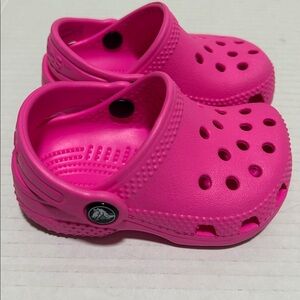 Crocs Baby Infant Classic Little Clogs Pink Sandals - Size 2/3